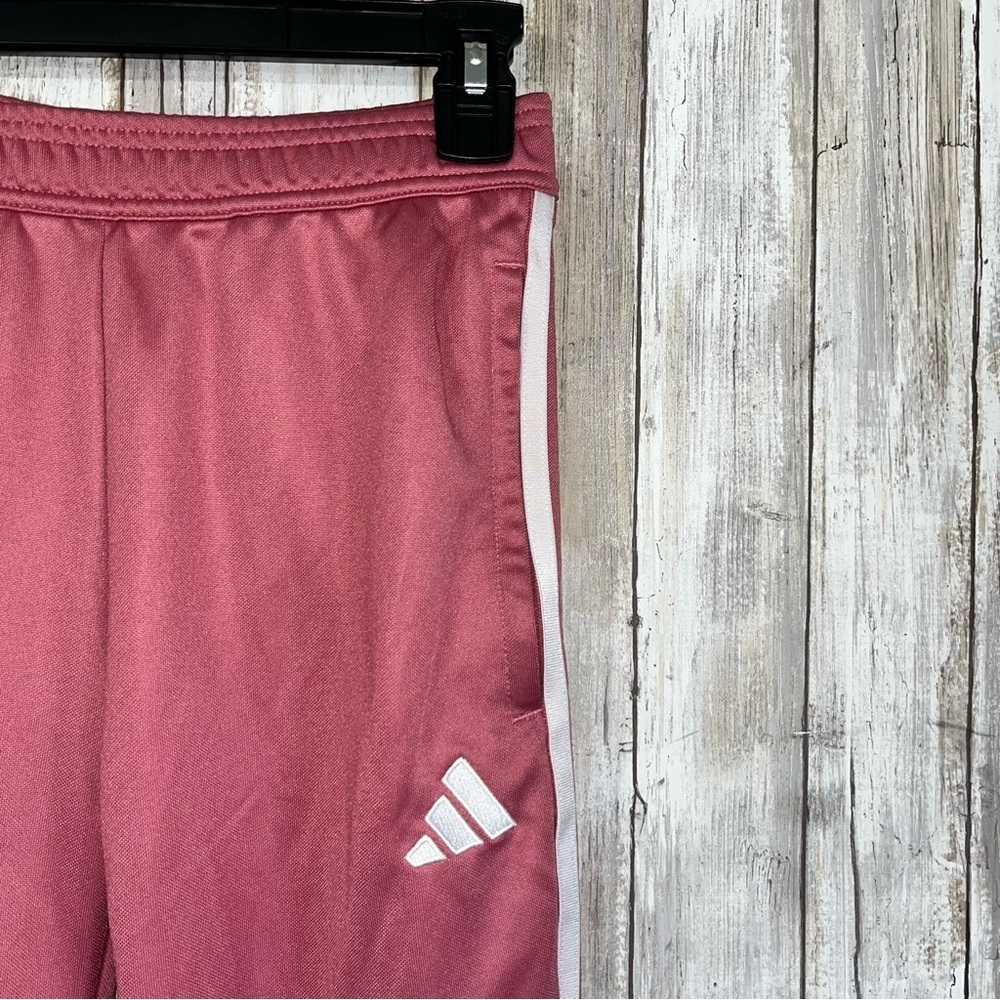 Adidas Tiro Tapered Pants Pink With side zipper - Picture 5 of 11